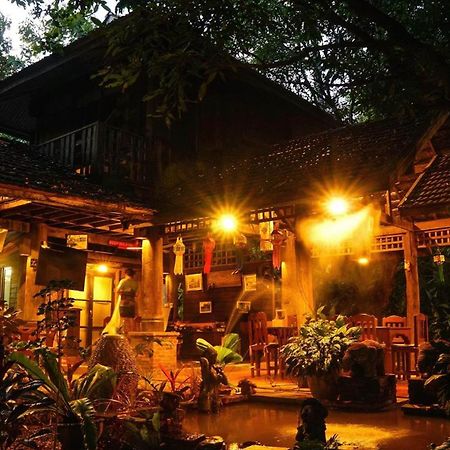 Tongluang Inthanon Homestay โต้งหลวงอินทนนท์โฮมสเตย์ Chom Thong Exterior photo
